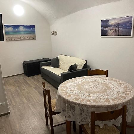 Casa Via Palma Apartment Sanremo Luaran gambar