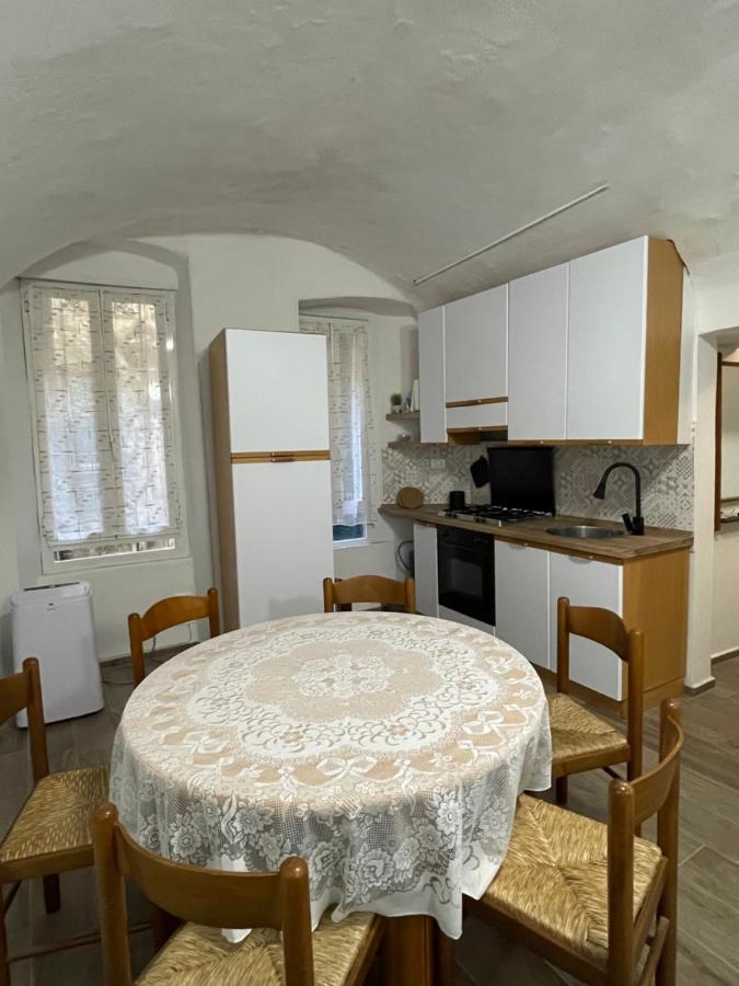 Casa Via Palma Apartment Sanremo Luaran gambar